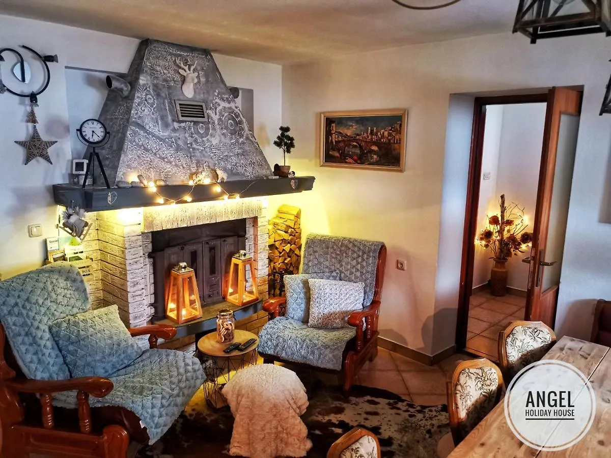 Semesterbostad Angel Holiday House Ravna Gora
